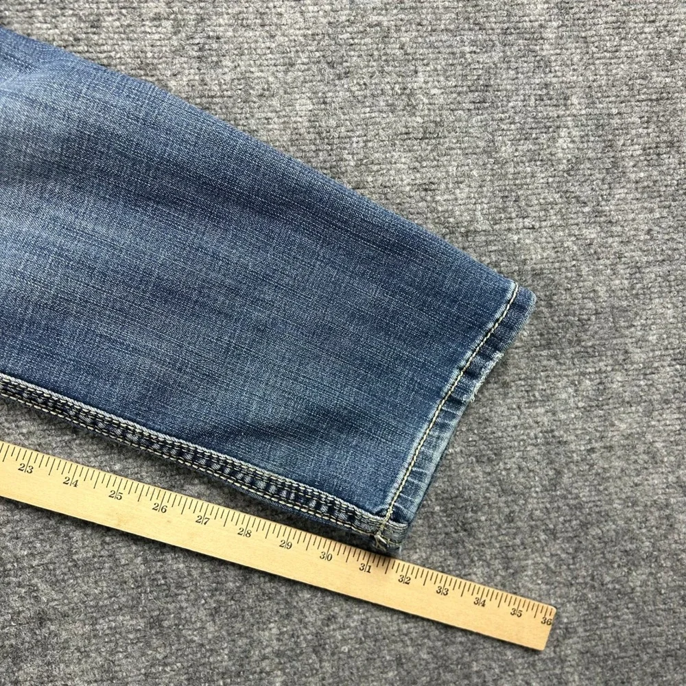 BKE Jake Jeans Mens 32R Blue Straight Leg Medium Wash Whiskered Denim Casual - Picture 2 of 6